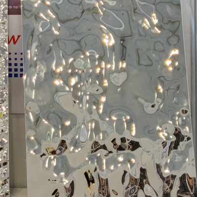 হানিকম্ব অ্যালুমিনিয়াম প্যানেল সিলিং মিরর 8K স্ট্যাম্পযুক্ত 4000 মিমি দৈর্ঘ্য