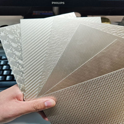 ভালো দাম 4*8ft 0.8mm 1mm 1.2mm 1.5mm বেধ দেয়াল সজ্জা এমবসড পৃষ্ঠ স্টেইনলেস স্টীল শীট অনলাইন