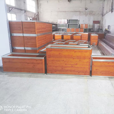 ভালো দাম কাঠের শস্য রঙের বাগান রাস্তার আসবাবপত্র বড় আয়তক্ষেত্রাকার ধাতব প্ল্যান্টার বাইরের অ্যালুমিনিয়াম উদ্ভিদ বাক্স স্টেইনলেস স্টীল ফুলের পাত্র অনলাইন