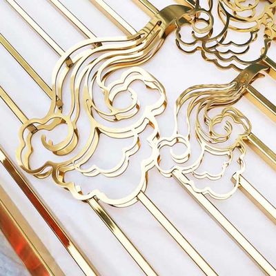 ভালো দাম 500*3000mm AISI 316 স্টেইনলেস স্টীল স্ক্রীন পার্টিশন মিররড রুম ডিভাইডার ইনডোর অনলাইন