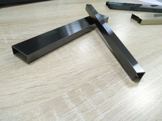 ভালো দাম এজ ব্যান্ড ট্রিমিং SS304 রিয়ার ভিউ মিরর ট্রিমিং পিভিডি প্লাটিং টাইটানিয়াম অনলাইন