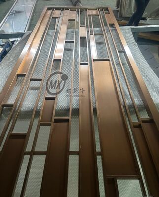 ভালো দাম পিভিডি প্লাটিং টাইটানিয়াম স্টেইনলেস স্টীল স্ক্রিন পার্টিশন মিরর 8 কে পোলিশ এবং কাস্টমাইজযোগ্য রঙের বিকল্পগুলির সাথে অনলাইন