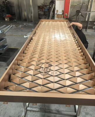 ভালো দাম বাণিজ্যিক স্থানের জন্য মসৃণ স্টেইনলেস স্টীল ভাঁজ পর্দা অনলাইন