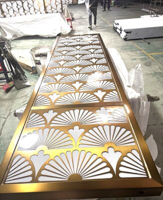 ভালো দাম শোরুমের জন্য স্টেইনলেস স্টিল পার্টিশন প্যানেল অনলাইন