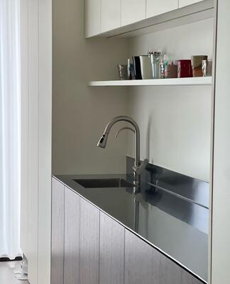 ভালো দাম 15 ইঞ্চি স্ক্র্যাচ প্রতিরোধী স্টেইনলেস স্টীল বার প্রস্তুতি সিঙ্ক, ড্রপ ইন অনলাইন