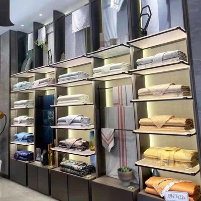 ভালো দাম Antirust SUS304 মেটাল ডিসপ্লে ক্যাবিনেটের স্যান্ডব্লাস্টেড স্টেইনলেস স্টীল ডিসপ্লে স্ট্যান্ড অনলাইন